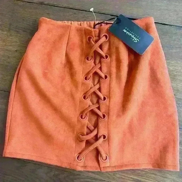 NWT Orange Suede Mini Skirt - Picture 1 of 3